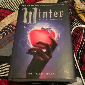 Winter book by Marissa Meyer